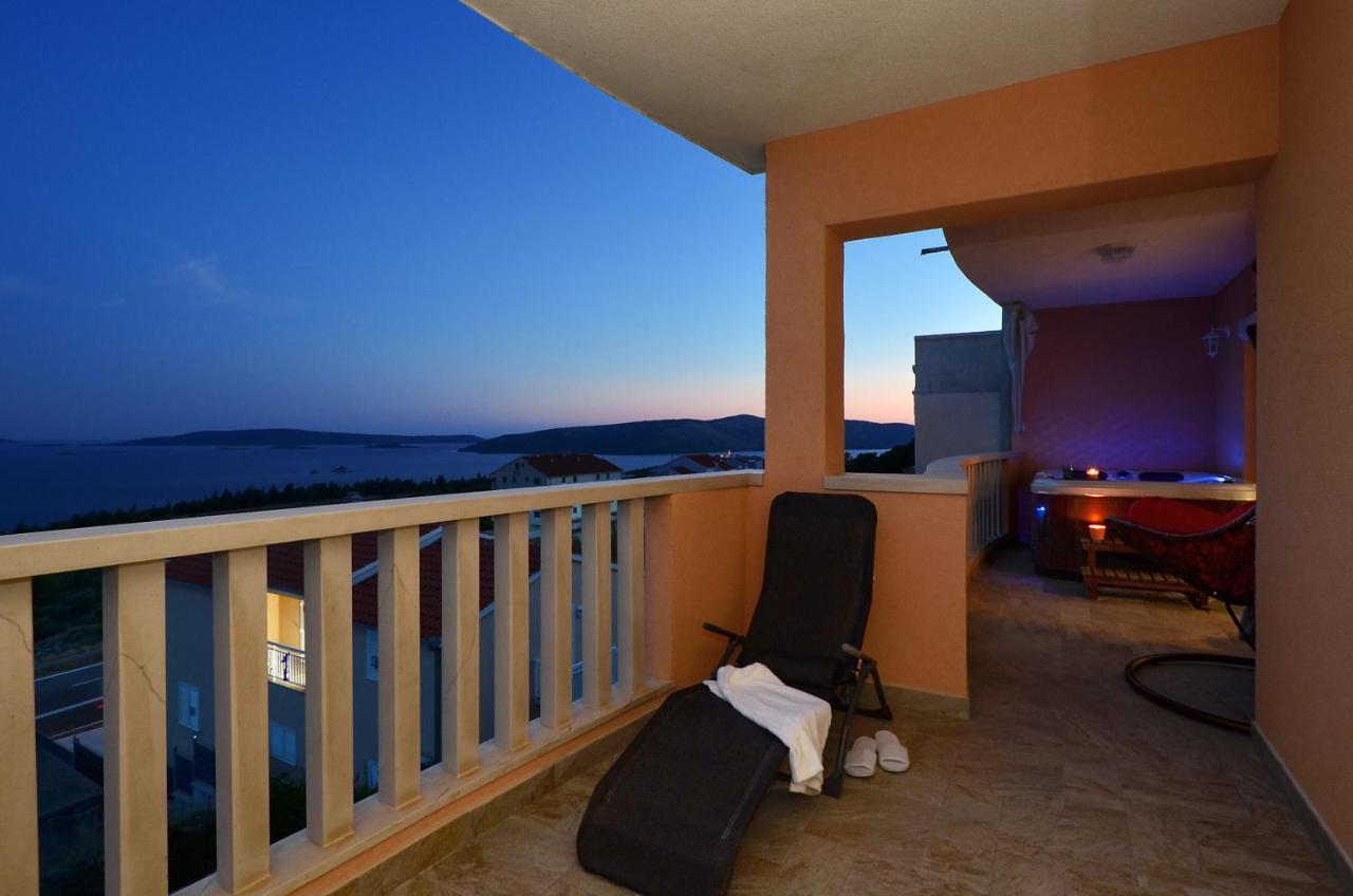 Apartment Elza Trogir Exterior foto